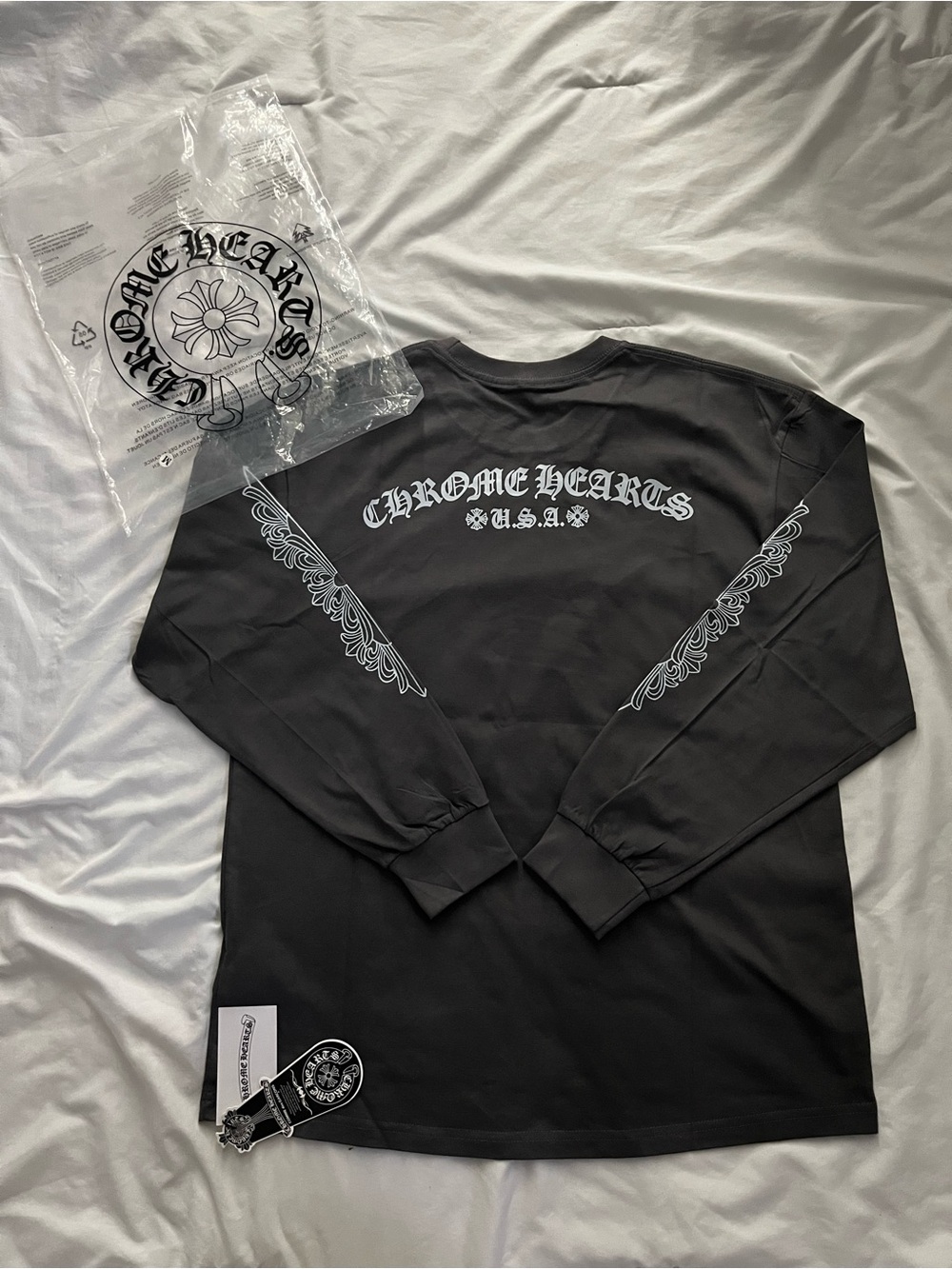 CH grey/blackish long sleeve tee shirt